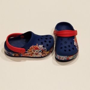 🔥 Paw patrol crocs, baby size 6